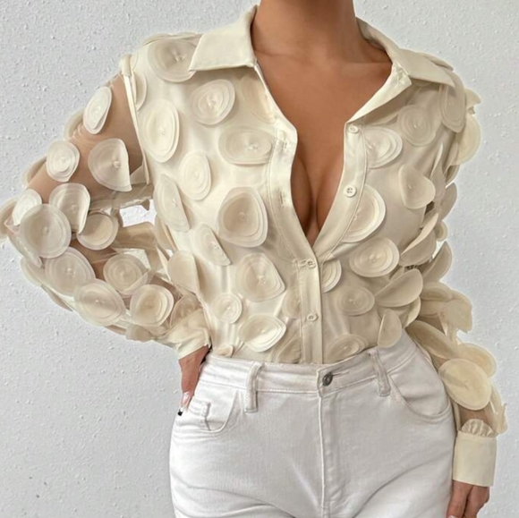 NWT STYLEWE Cream Privé Petal Details Long-Sleeve Chiffon Button-Up Blouse - Picture 3 of 16